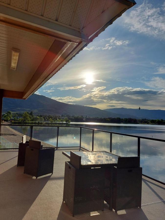 Richter Pass Beach Resort Osoyoos Exteriér fotografie