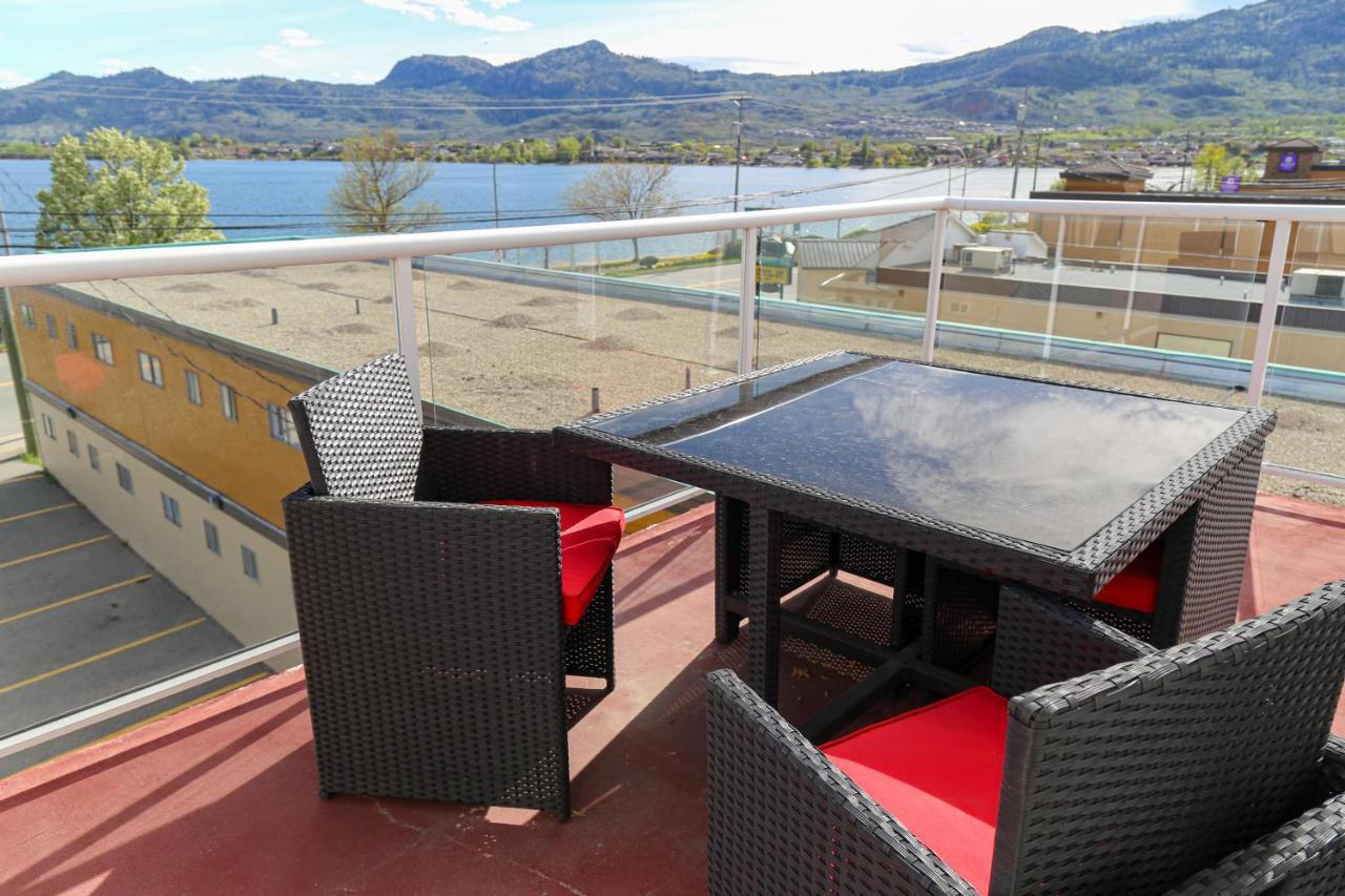 Richter Pass Beach Resort Osoyoos Exteriér fotografie